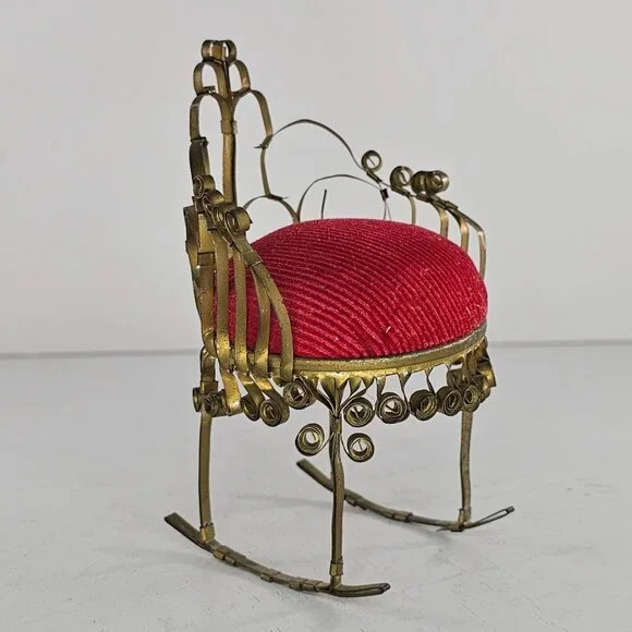 Vintage Pin Cushion Rocking Chair Red Tin Can Folk Tramp Art Dollhouse Kitsch - Picture 2 of 8